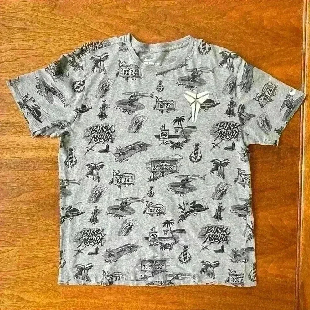 Nike Rare Kobe Bryant All Over Print Shirt Boys Large EUC!